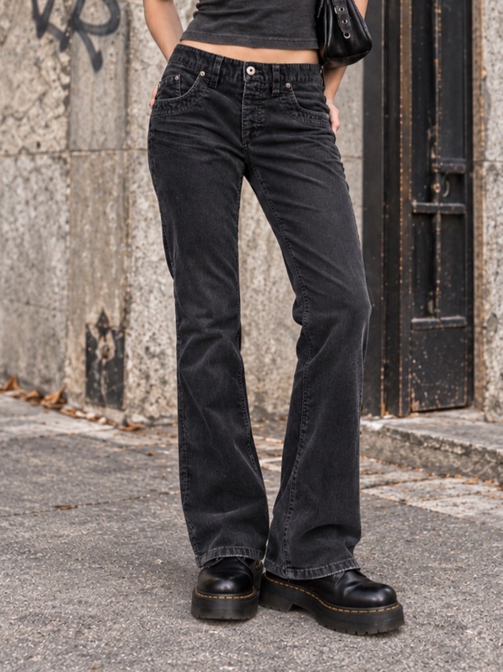 RW&CO Black Corduroy Pants 31 Y2K 90s Bootcut Flare Grunge Indie Sleaze Skater